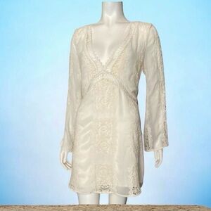 Levander   White Boho Deep Plunge Long Sleeve Mini Size M